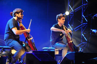 2CELLOS 2013 LIVE.jpg